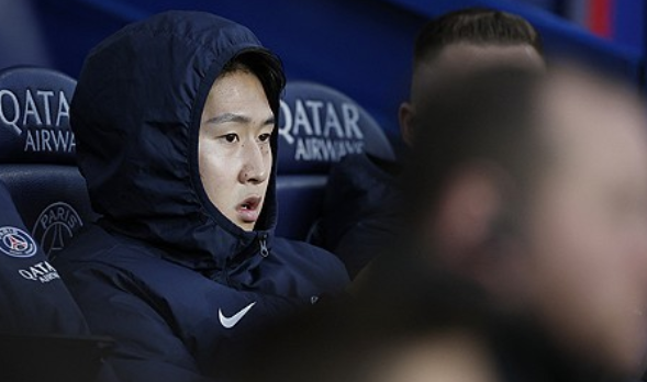 월클 오시멘 대신 이강인 그런데 현실은 2골 넣어도 PSG 벤치