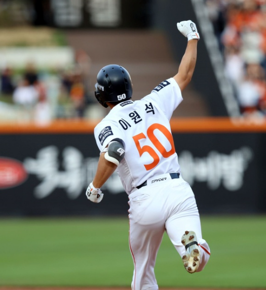 한화의 유니크한 팀 운영 KBO 최초 기록 탄생 비결